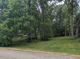 1310 Chadbourne Dr, Davis, IL 61019