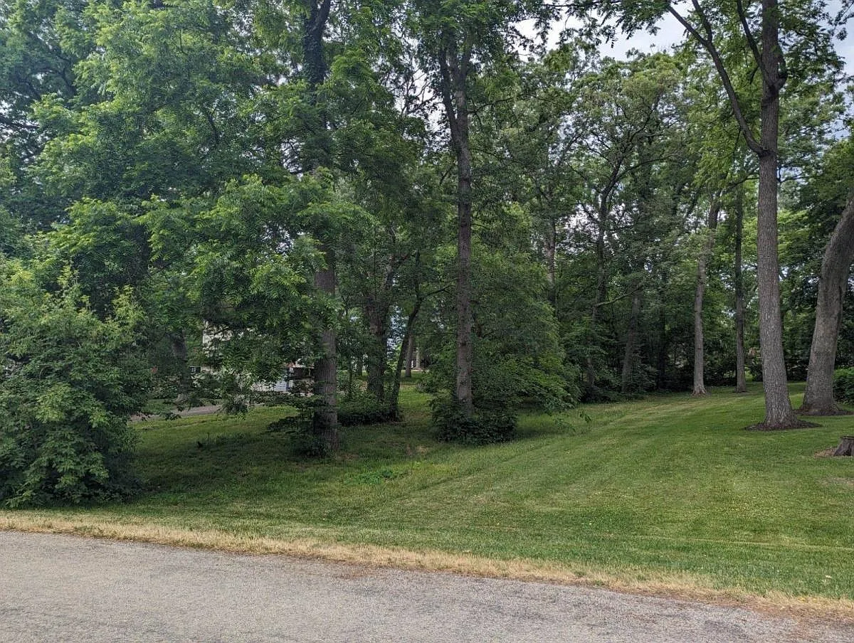 1310 Chadbourne Dr photo 1