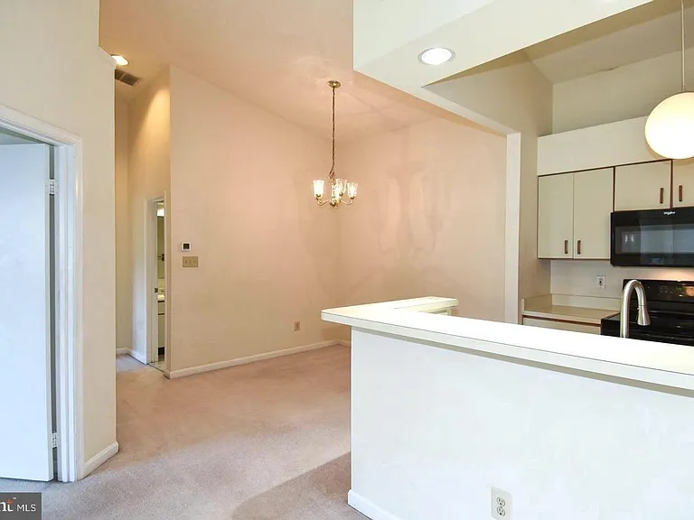 7705 Lafayette Forest Dr #33 — Photo 11