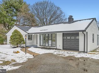 11 Roundridge Rd, Lutherville Timonium, MD 21093