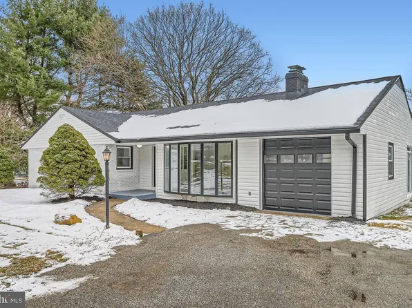 11 Roundridge Rd, Lutherville Timonium, MD 21093