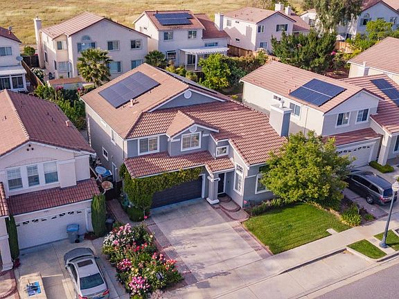 4th image of 3307 La Costa Way