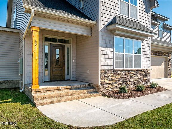 2nd image of 404 Southbridge Court