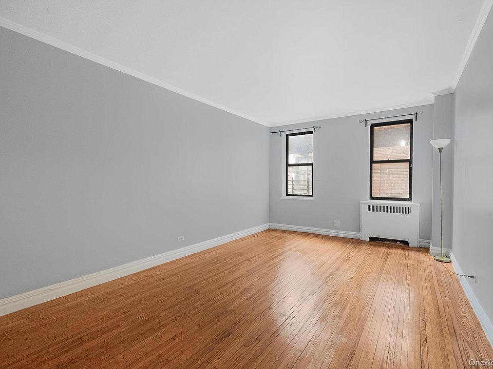 1st image of 306 E Mosholu Parkway S #1F