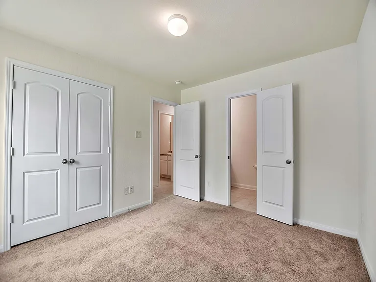 24617 Pools Creek Way — Photo 19