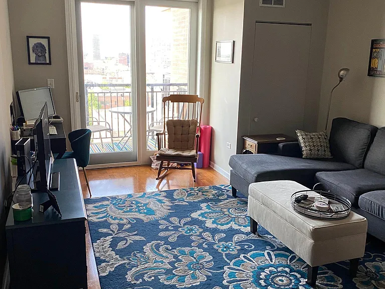 828 W Grace St #1007 — Photo 16