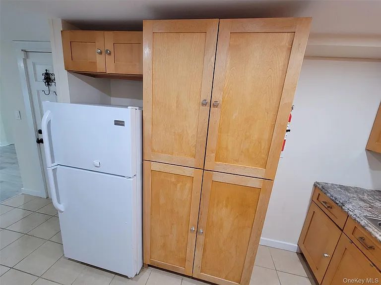 44 Main St #3 — Photo 6
