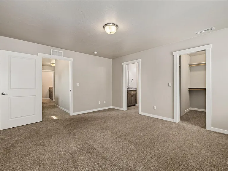 352 E Idaho St — Photo 21