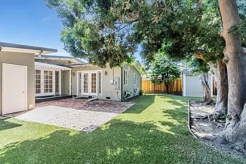 4 bed, 1374 sqft, $1,650 — Photo 4