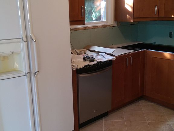 2nd image of 7623 58th Road # Fl 3