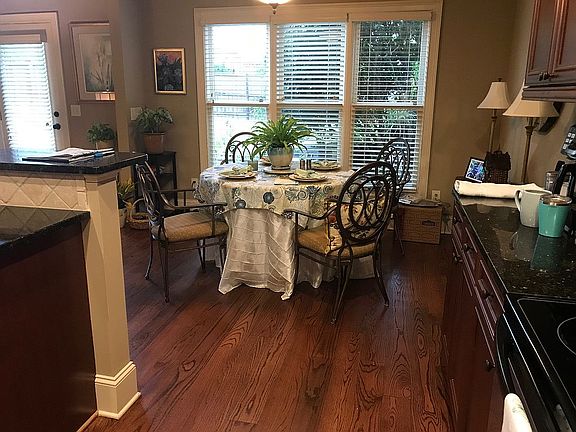 Kitchen & breakfast room