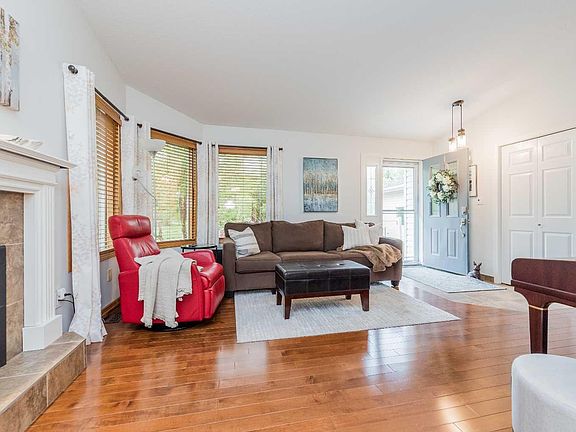 4th image of 5401 85th St #1