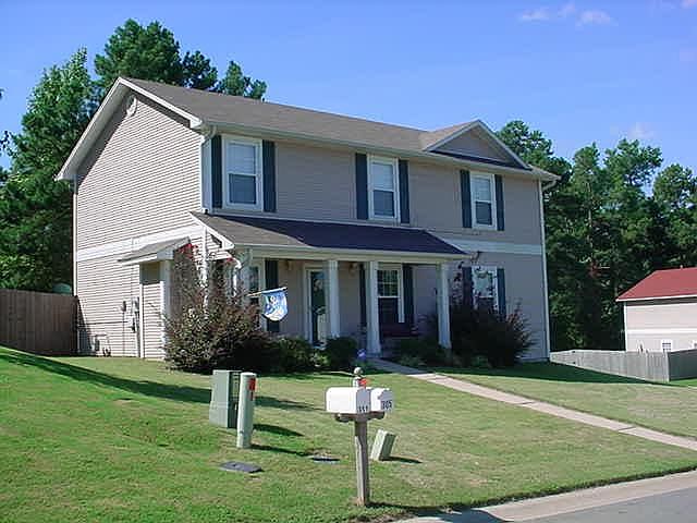 1st image of 305 Sharron Oaks Ct