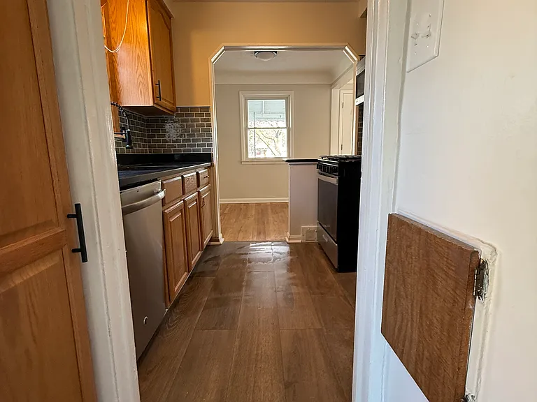 9616 Colwell Ave — Photo 17
