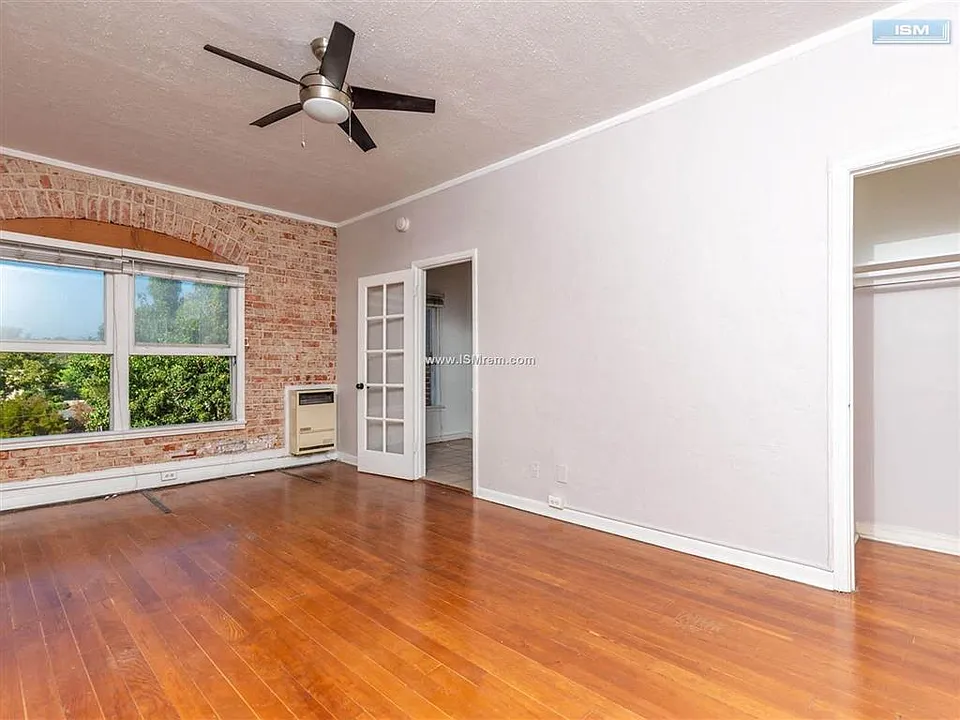 Gailmore Apartments