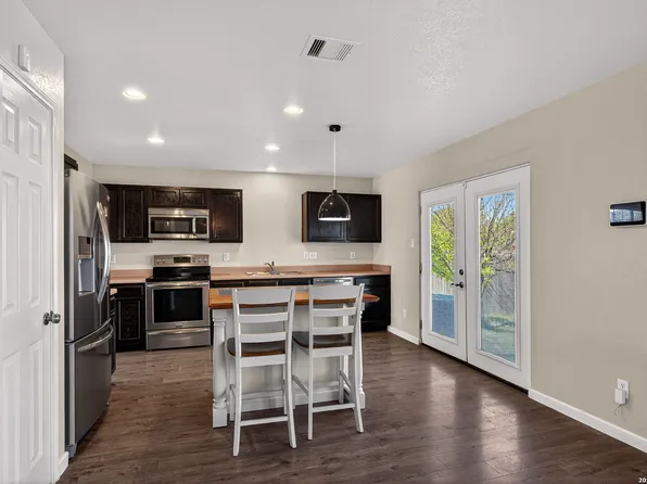 11067 Armor Arch, San Antonio, TX 78254