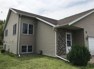 724 Vilas St, Onalaska, WI 54650