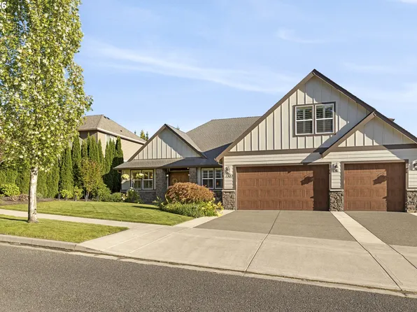1301 S Great Blue Rd, Ridgefield, WA 98642