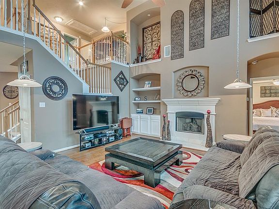 3rd image of 2509 Pine Brook Dr