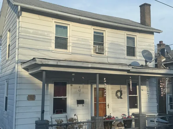 42 E Oak St, Pittston, PA 18640