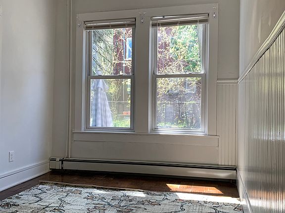 4th image of 139 Boyd Ave #1F