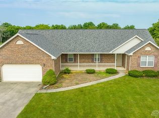 227 Shaw Rd, Englewood, OH 45322