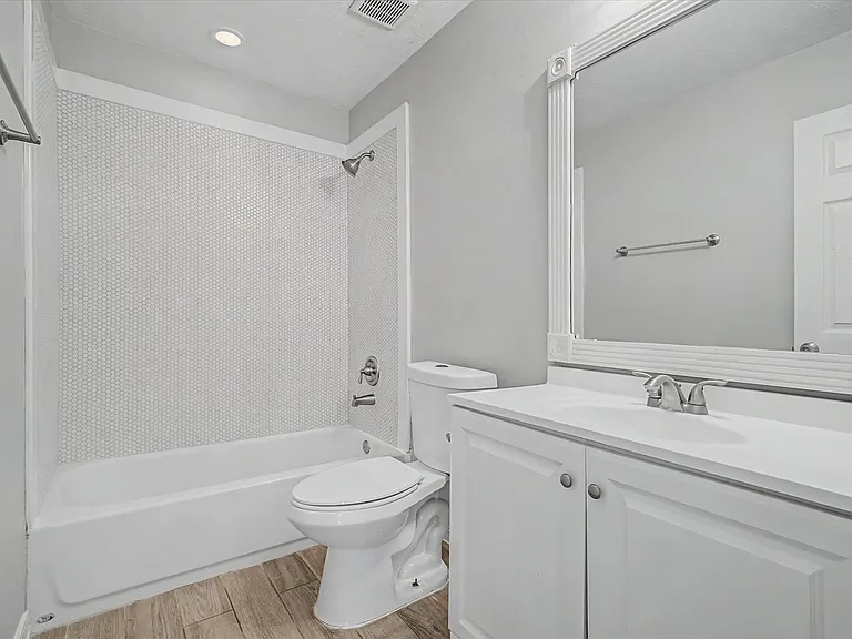 19206 Terra Forest Ct — Photo 24