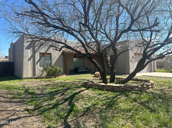5655 N Laura Lane, Rimrock, AZ 86335