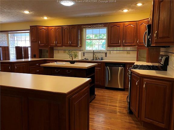 4th image of 106 Wedgewood Dr