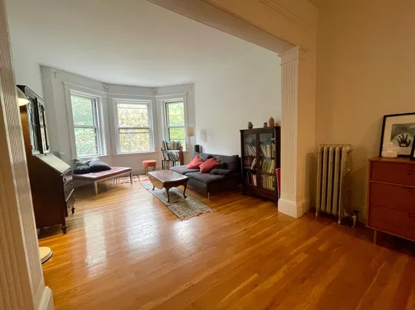 47 Mason Ter, Brookline, MA 02446