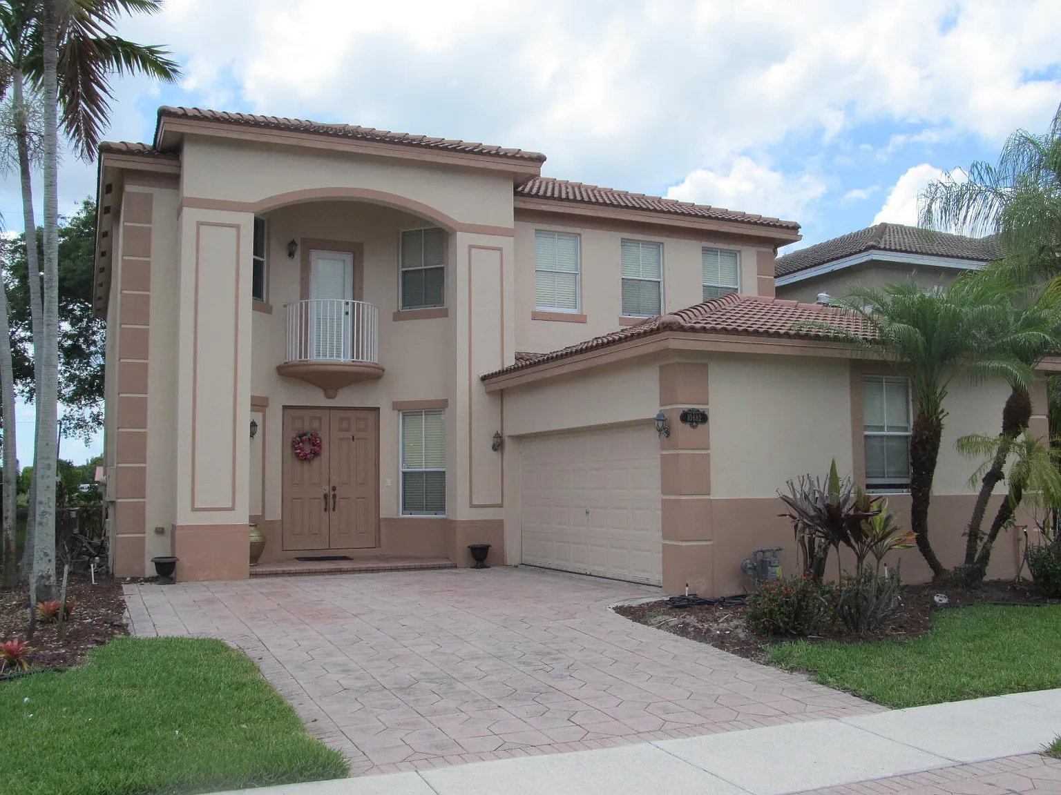 4 bed, 3.5 bath, 3130 sqft, $4,100 — Photo 2