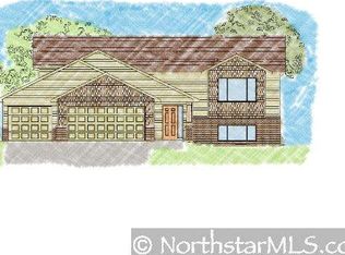1408 10th Circle St SE, New Prague, MN 56071