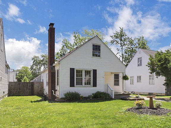 3rd image of 910 Wiltshire Rd