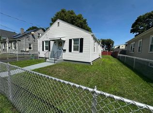 39 Clinton St, Pawtucket, RI 02861