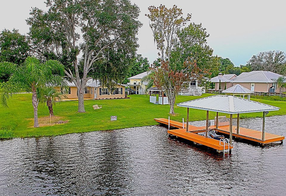 1st image of 1048 Lake Carrie Dr