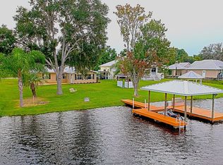 1048 Lake Carrie Dr, Lake Placid, FL 33852