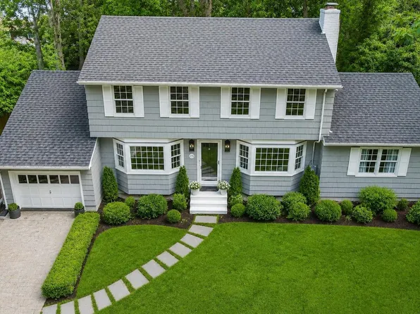 275 Pinewood Road, Cutchogue, NY 11935