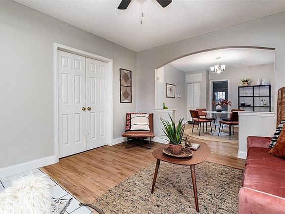 5th image of 4240 Schiller Pl