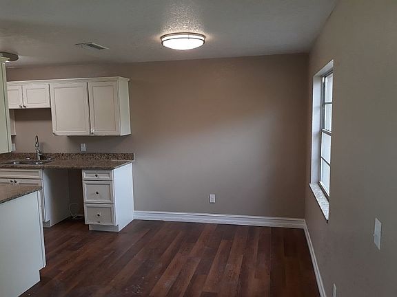 2nd image of 3420 Marvel Ave