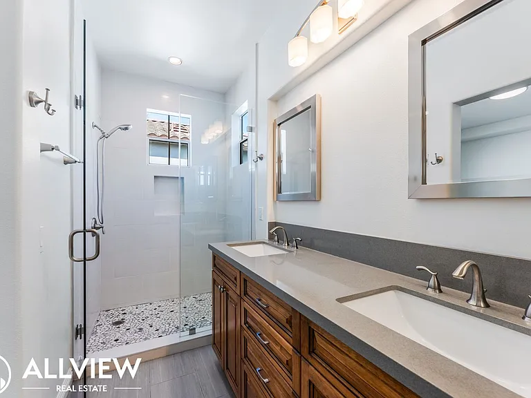 2854 Vicenzo Dr — Photo 24