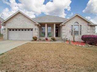 9216 Wooded Acres Cir, Sherwood, AR 72120