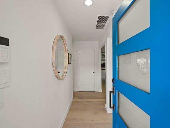 5th image of 412 Calle De La Mesa