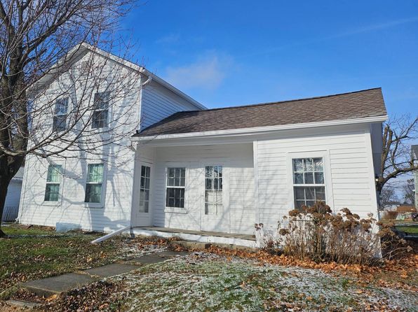 225 E Cherry St, Kirkwood, IL 61447
