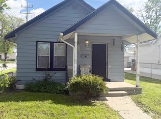 1788 Warwick Ave, Lincoln Park, MI 48146