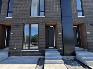 260 Ellis Ave, Saint Catharines, ON L2P 0E6