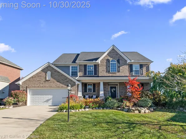 50499 Cottonwood Ct, Plymouth, MI 48170