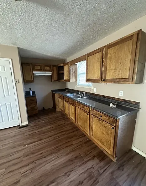3495 Westside Dr NW — Photo 2