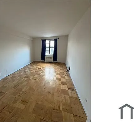 1 bed, $2,300 — Photo 4