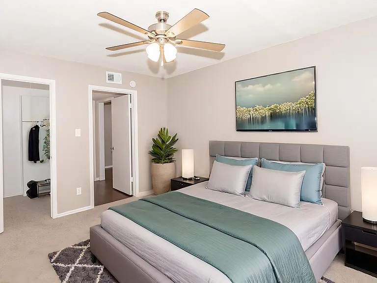 Stoneridge Apartments — Photo 18