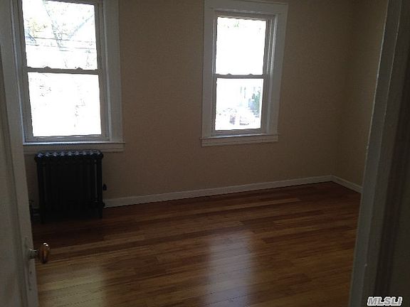 5th image of 10038 202nd St